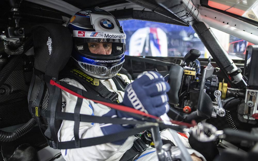 Alex Zanardi alla Guida di una BMW Pronto a Gareggiare Alex Zanardi alla Guida di una BMW Pronto a Gareggiare